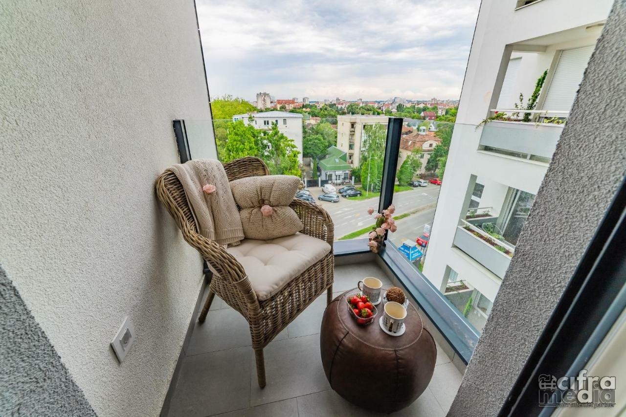 Apartmani Alexandar15 Nowy Sad Zewnętrze zdjęcie